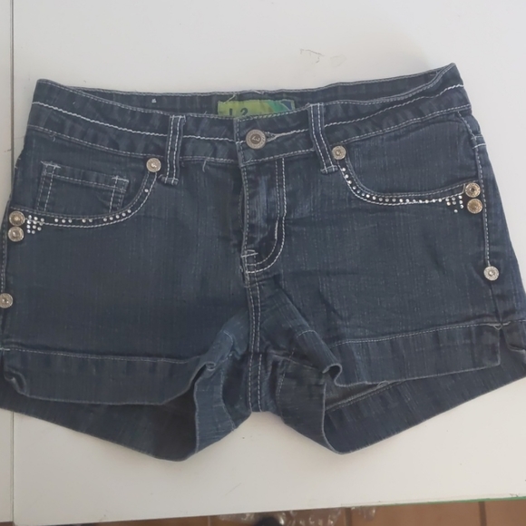 Jean shorts - Picture 3 of 5